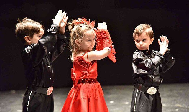 Miniklerin yıl sonu gösterileri görülmeye değerdi