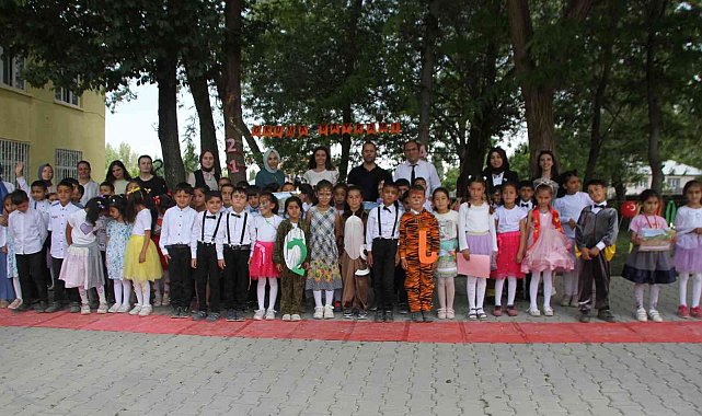 Miniklerinden &#039;Okuma Bayramı&#039; etkinliği