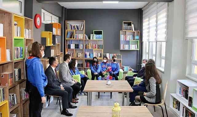 Muğla&#039;da öğrenci başına 3 kitap