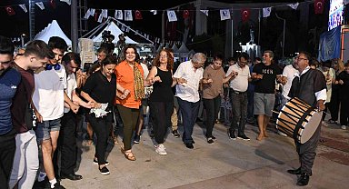 Muratpaşa'daki Güneydoğu Anadolu Gecesinde halaylar durmadı