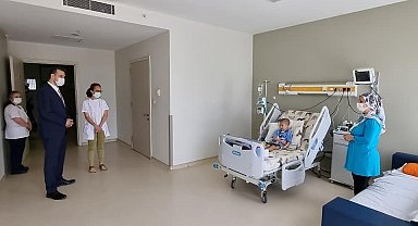 Mustafa Esgin'den Çocuk Onkoloji Hastanesi'ne ziyaret