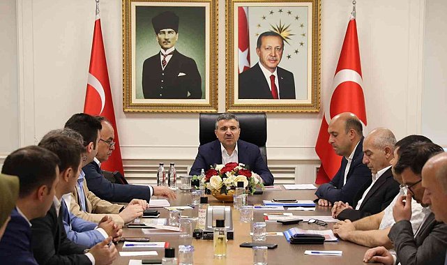 Mutluluğu kurşun sıkılmaması için toplanıldı