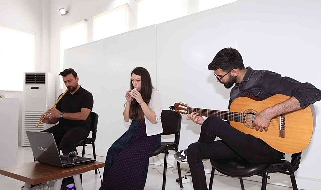 Nemrut Dağı figüründen müzik aleti tasarladı