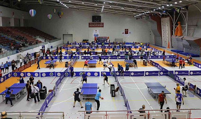 NEVÜ&#039;de &#039;Türkiye Masa Tenisi Terfi Ligi Müsabakaları&#039; başladı