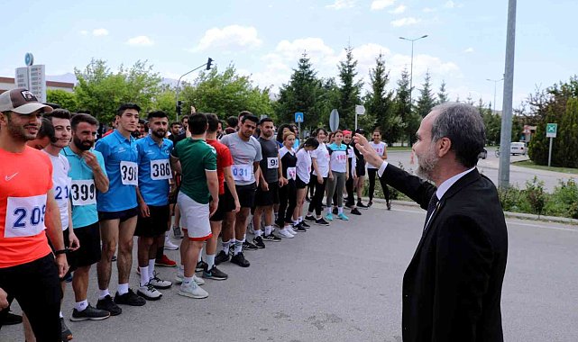 Niğde Ömer Halisdemir Üniversitesi 30. Yıl koşusu yapıldı