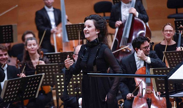 Ödüllü Soprano Anna Prohaska'dan CSO'da konser