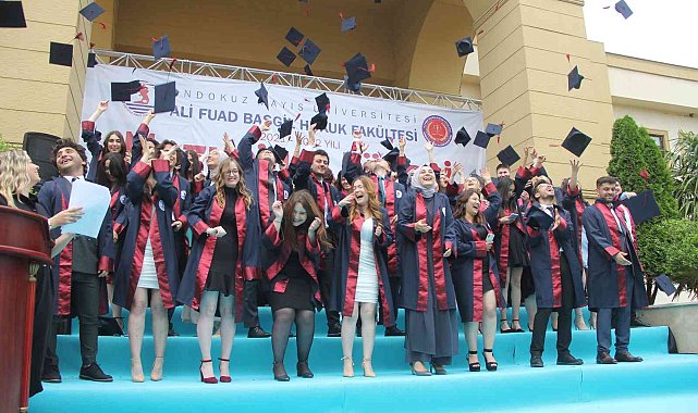 OMÜ Hukuk Fakültesi 2021-2022 dönemi mezunlarını verdi