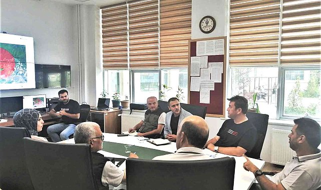 Orman yangınları ile mücadelede teknolojik imkanlardan üst düzeyde yararlanıyorlar