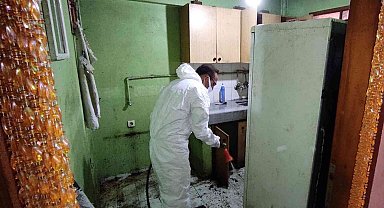 Osmangazi'de çöp ev temizlendi