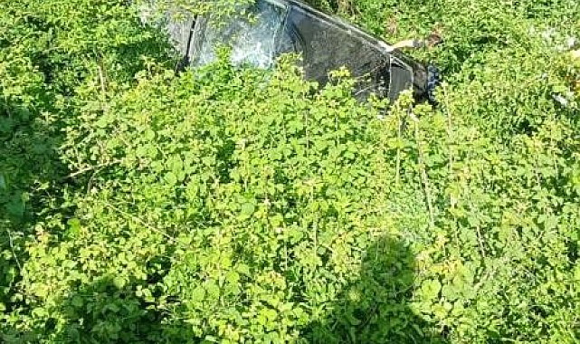 Otomobil uçuruma yuvarlandı: 3 yaralı