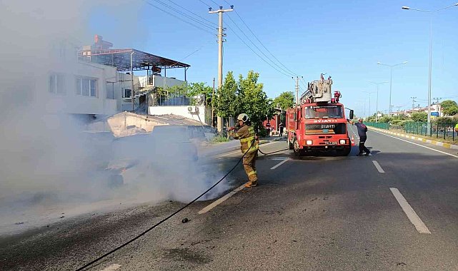 Otomobil yangında hurdaya döndü