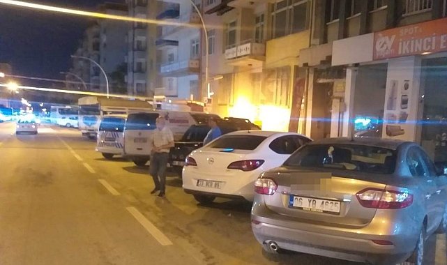 Otomobil yayaya çarptı: 1 yaralı