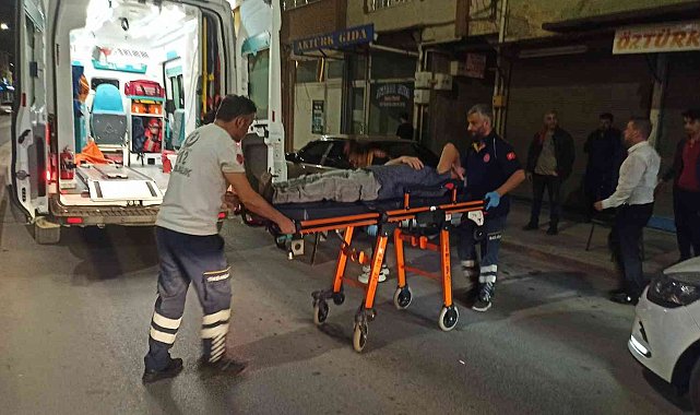 Otomobile çarpan motosiklet sürücüsü yaralandı