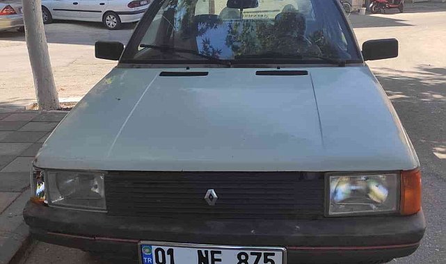 Otomobilin çarptığı yaya yaralandı