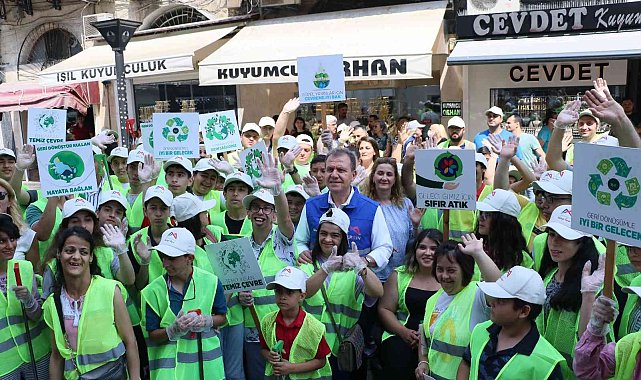 Özel çocuklardan çevre temizliği