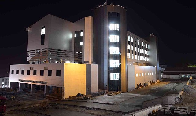 Pandemi hastanesi, kadın doğum ve çocuk hastanesi olarak hizmete girdi