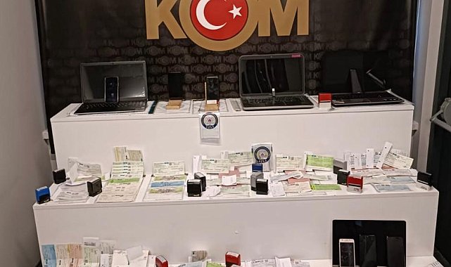 Paravan şirket kurarak 100 milyon dolandırdılar