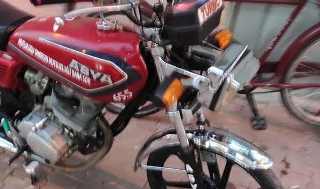 Park halindeki motosiklet çalındı
