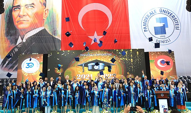 PAÜ mezunlarını yeni yaşamlarına uğurladı