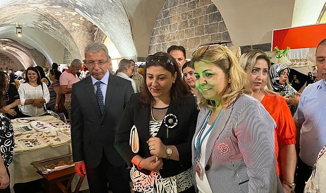 Payas&#039;ta yıl sonu sergisi açıldı