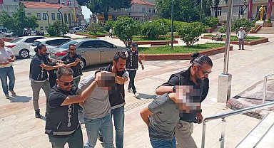 Polisten kaçan ve kaza yapan uyuşturucu tacirleri tutuklandı