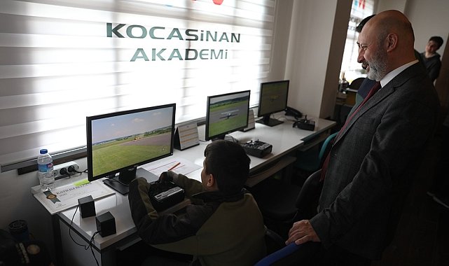 Portekiz ve İtalyan'dan gelen akademisyenler Kocasinan Akademi'ye hayran kaldı