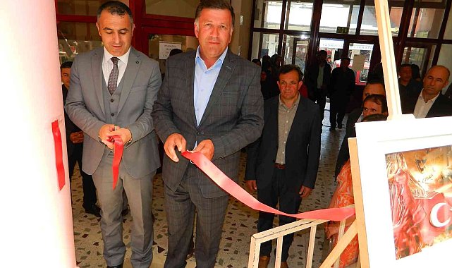 Posof'ta halk eğitim kursları yılsonu sergisi açıldı