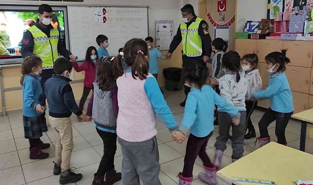 Proje ile öğrencilerin Jandarma&#039;ya bakış açısı değişti