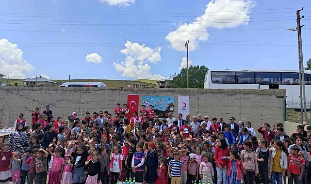 &quot;Kardeşimin Hayali Projesi&quot; ile Ağrılı çocuklar hayallerine kavuştu