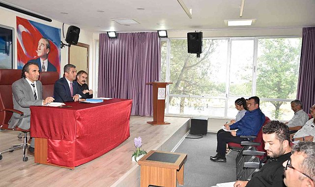 Rehberlik ve psikolojik danışma hizmetleri masaya yatırıldı