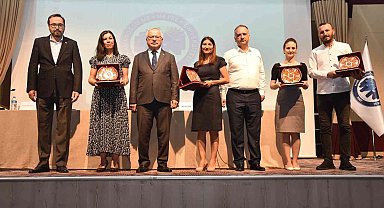 Rektör Ak: "Kadın eli değen her yer mükemmelleşir"