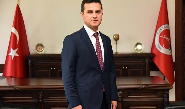 Rektör Topal, Üniversitelerarası Kurul yönetim kurulu üyeliğine seçildi