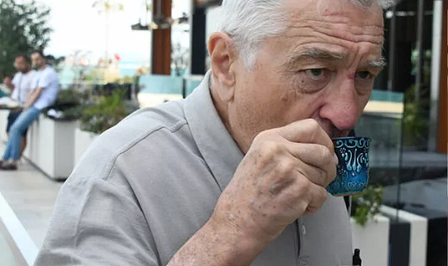 Robert De Niro&#039;nun Türk yemeği yiyip lokum aldı