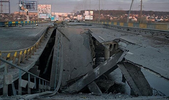 Rus güçleri ilerliyor... Kilit kent çevresindeki tüm köprüler yıkıldı!