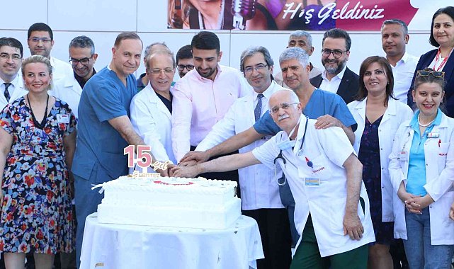 Sağlık çalışanlarından yaza &#039;merhaba&#039;&#039; partisi