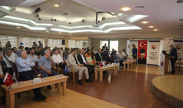 Şahin &quot;Düzce&#039;de robotik çözümlerin geleceğini araştıracağız&quot;