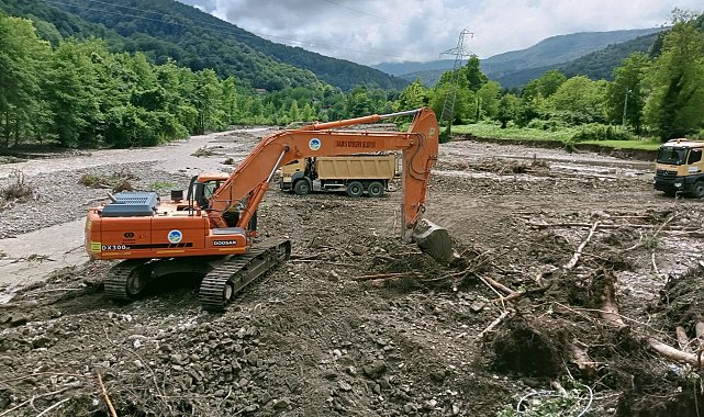 Sakarya Büyükşehir Belediyesi, Bartın&#039;da afet bölgesinde