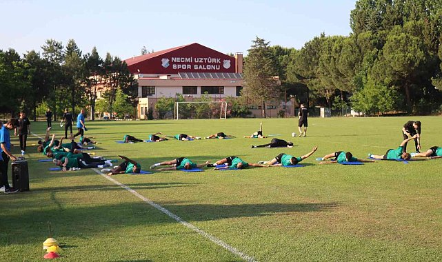 Sakaryaspor, yeni sezondaki çalışmalarını sürdürüyor