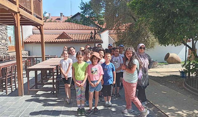 Salihli Kent Müzesine ziyaretçi akını