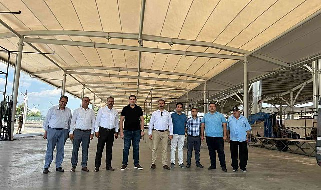 Salihli&#039;de Pazaryerinin üstü kapatıldı