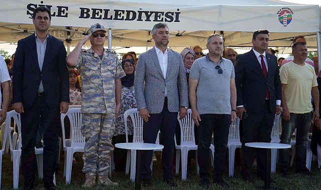 Şampiyonların katıldığı tesis törenle açıldı