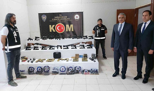 Samsun polisinden kaçakçılık operasyonu: 19 tabanca ele geçirildi, 4 kişi gözaltına alındı