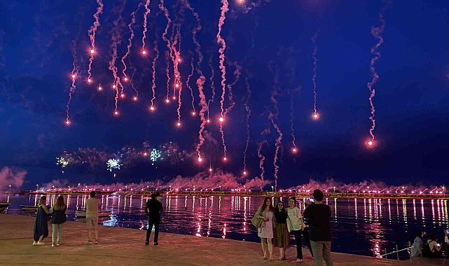 Samsun semaları kırmızı-beyaz