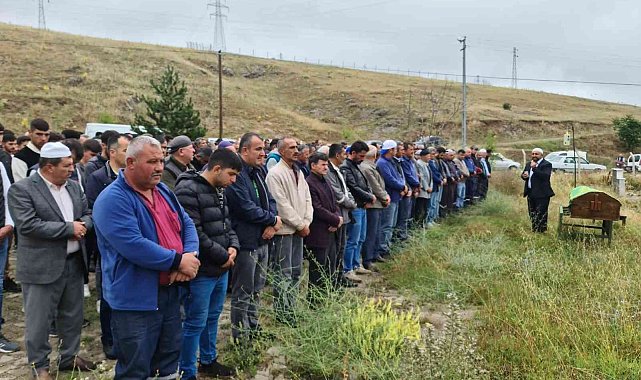Samsun&#039;da denizde boğulan gencin cenazesi Merzifon&#039;da defnedildi