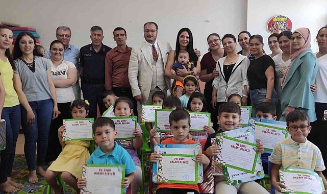 Sarıgöl&#039;de 5 bin 250 öğrenci karne aldı