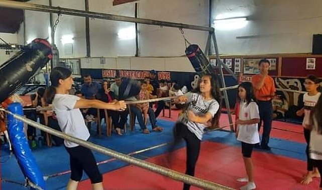 Sarıgöl'de kick-boks heyecanı