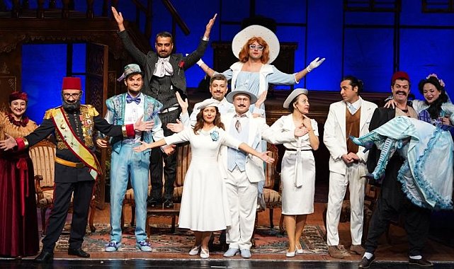 Şehir Tiyatroları, Kocaeli'yi Türkiye'de temsil ediyor