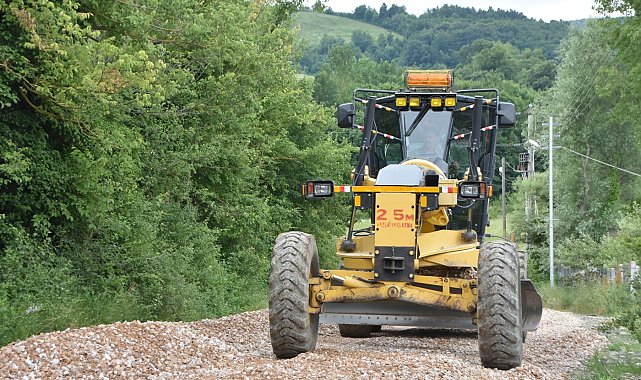 Selden zarar gören köy yolları yapılıyor