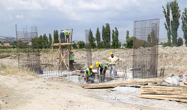 Selendi tarihinin en büyük yatırımında çalışmalar başladı