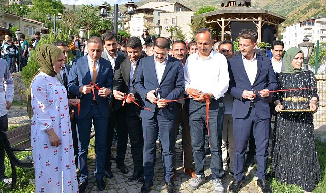 Şemdinli'de yılsonu sergisi